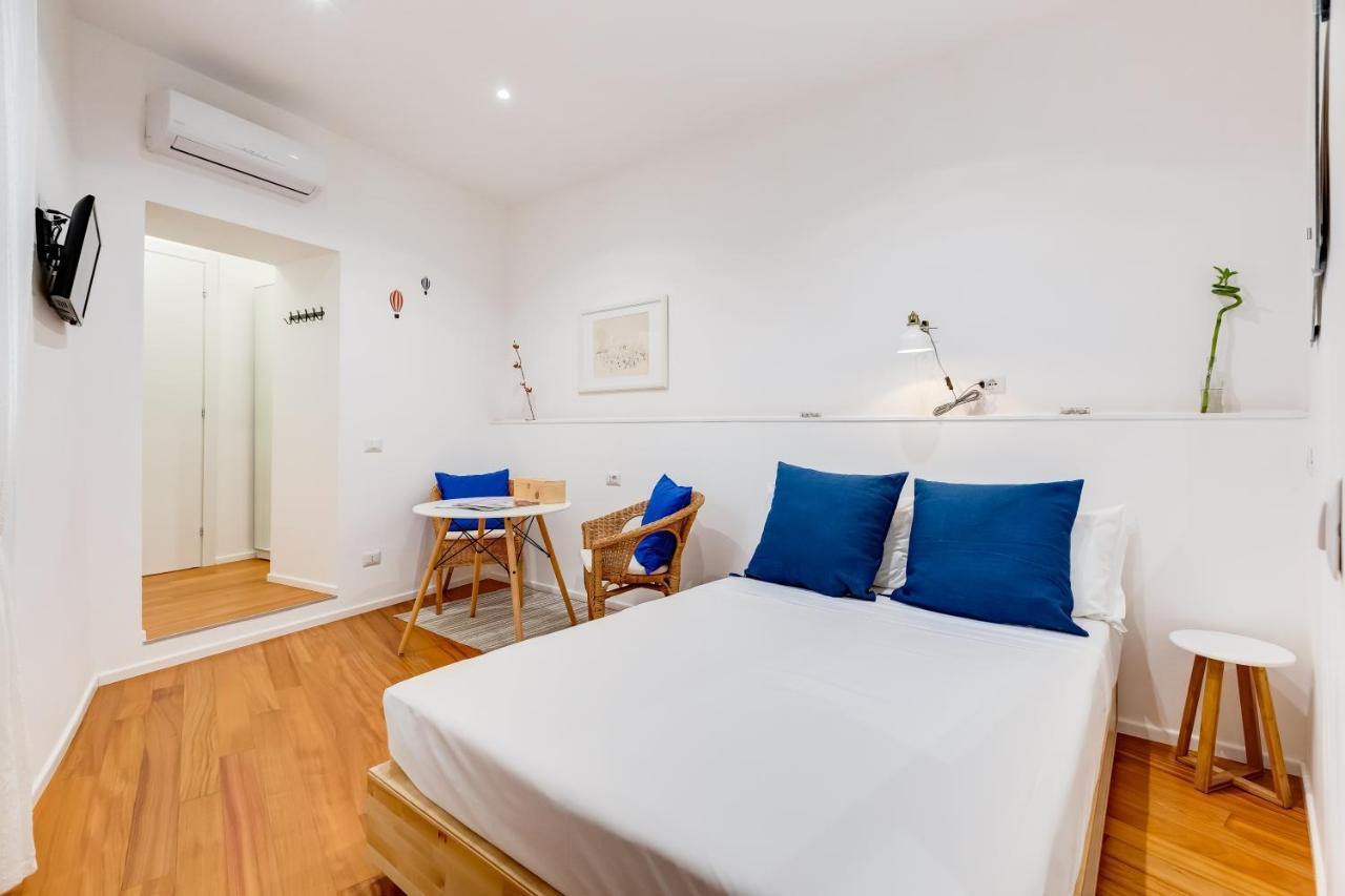 Lovely And Modern Nest Near The Colosseum Рим Екстериор снимка