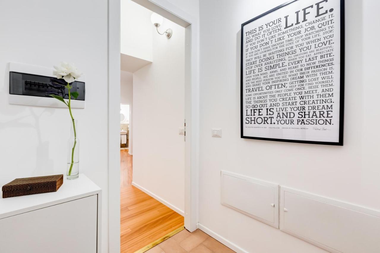 Lovely And Modern Nest Near The Colosseum Рим Екстериор снимка
